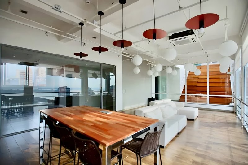 R$ 280.000 - TOWN CO - STUDIO - PORTEIRA FECHADA - 21M2 - INFRA Rua Senhor dos Passos Porto Alegre - 