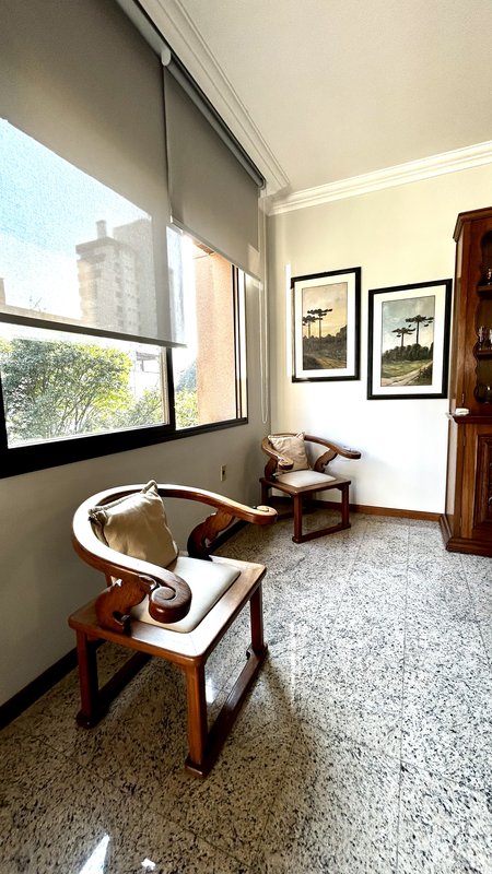 R$ 1.300.000 - IMPECÁVEL APARTAMENTO - 176M2 - 3 DORM - SUÍTE - SACADÕES - 2 VAGAS Avenida Lageado Porto Alegre - 