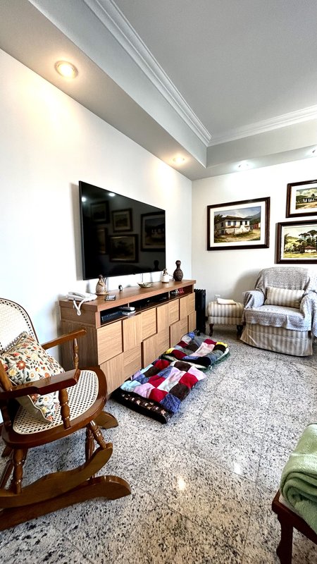 R$ 1.300.000 - IMPECÁVEL APARTAMENTO - 176M2 - 3 DORM - SUÍTE - SACADÕES - 2 VAGAS Avenida Lageado Porto Alegre - 