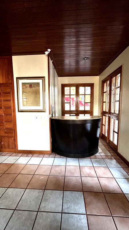 R$ 1.300.000 - IMPECÁVEL APARTAMENTO - 176M2 - 3 DORM - SUÍTE - SACADÕES - 2 VAGAS Avenida Lageado Porto Alegre - 