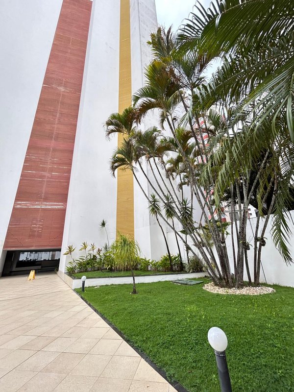 APARTAMENTO 4 QUARTOS 2 SUÍTES LAVABO ANDAR ALTO GARAGENS ELEVADORES À VENDA NA GRAÇA! Avenida Euclydes da Cunha Salvador - 