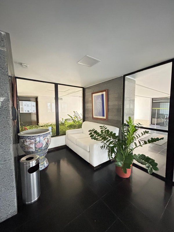 APARTAMENTO 4 QUARTOS 2 SUÍTES LAVABO ANDAR ALTO GARAGENS ELEVADORES À VENDA NA GRAÇA! Avenida Euclydes da Cunha Salvador - 