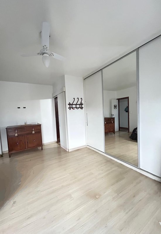APARTAMENTO 4 QUARTOS 2 SUÍTES LAVABO ANDAR ALTO GARAGENS ELEVADORES À VENDA NA GRAÇA! Avenida Euclydes da Cunha Salvador - 