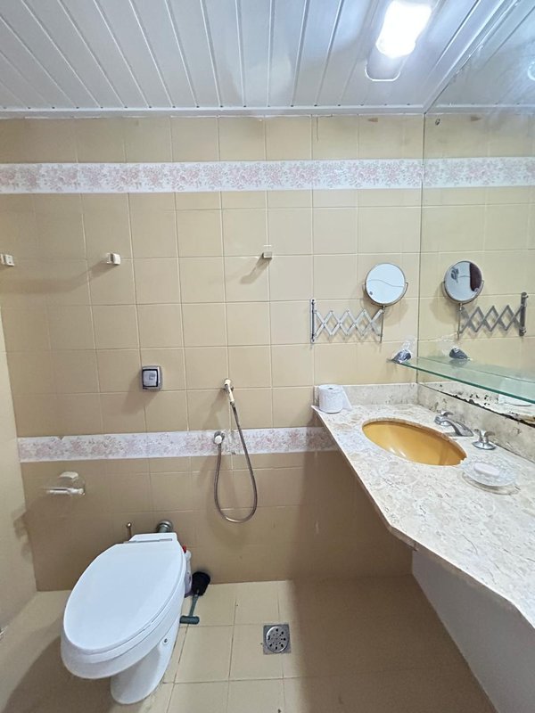 APARTAMENTO 4 QUARTOS 2 SUÍTES LAVABO ANDAR ALTO GARAGENS ELEVADORES À VENDA NA GRAÇA! Avenida Euclydes da Cunha Salvador - 