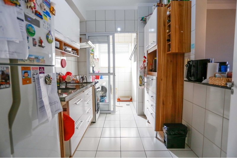 Apartamento à venda, 79m - R$ 560.000 - 2 Dorm. 1 Suite- Cond Vitrine Esplanada – Sorocaba Rua Renato Chiozzotto Votorantim - 