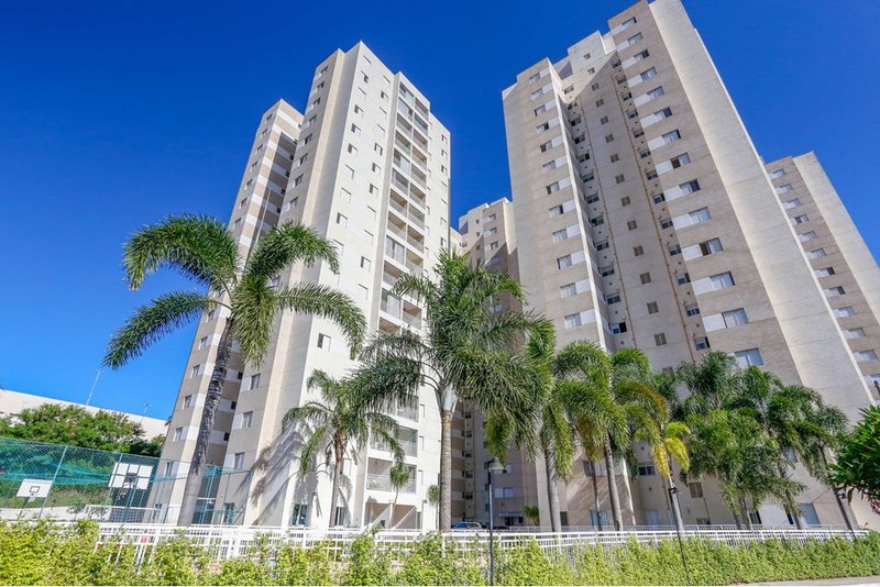 Apartamento à venda, 79m - R$ 560.000 - 2 Dorm. 1 Suite- Cond Vitrine Esplanada – Sorocaba Rua Renato Chiozzotto Votorantim - 