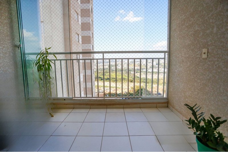 Apartamento à venda, 79m - R$ 560.000 - 2 Dorm. 1 Suite- Cond Vitrine Esplanada – Sorocaba Rua Renato Chiozzotto Votorantim - 