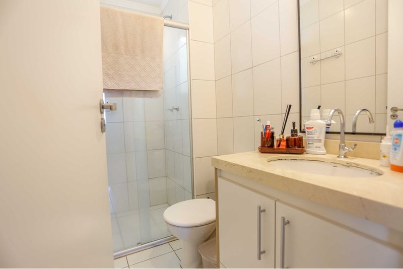 Apartamento à venda, 79m - R$ 560.000 - 2 Dorm. 1 Suite- Cond Vitrine Esplanada – Sorocaba Rua Renato Chiozzotto Votorantim - 