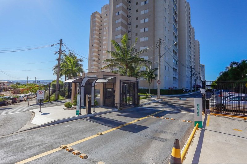 Apartamento à venda, 79m - R$ 560.000 - 2 Dorm. 1 Suite- Cond Vitrine Esplanada – Sorocaba Rua Renato Chiozzotto Votorantim - 