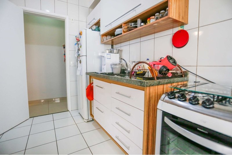 Apartamento à venda, 79m - R$ 560.000 - 2 Dorm. 1 Suite- Cond Vitrine Esplanada – Sorocaba Rua Renato Chiozzotto Votorantim - 