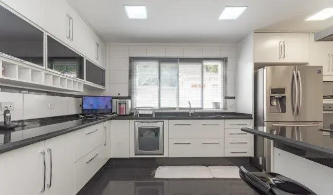 Prédio comercial Rua José Ricardo da Costa São Paulo - 