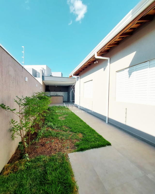 Casa à venda no bairro Jardim Murayama - Mogi Mirim - 