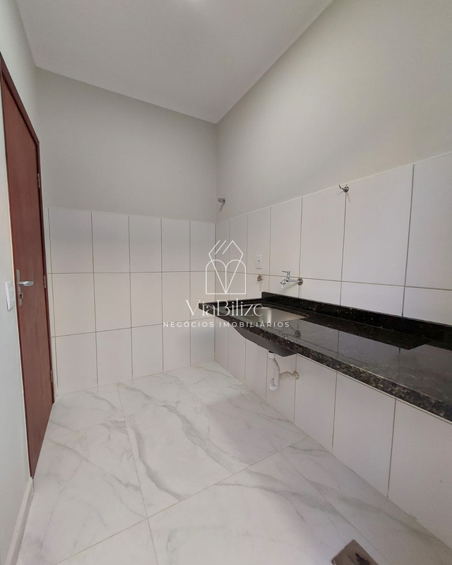 Casa à venda no bairro Jardim Murayama - Mogi Mirim - 