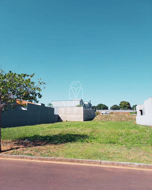 Terreno à venda no Condomínio Vêneto Residencial - Mogi Mirim - 