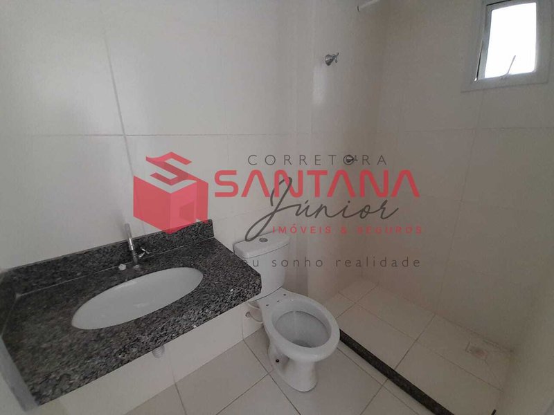 Apartamento térreo duplex com suíte em Vilas do Atlântico Alameda Praia de Pitangui Lauro de Freitas - 