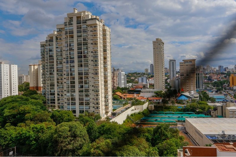 Apartamento à Venda, 123m - R$ 929.000 - 3 suítes - Mont Serrat - Jd. Faculdade - Sorocaba Rua Satyro Vieira Barbosa Sorocaba - 
