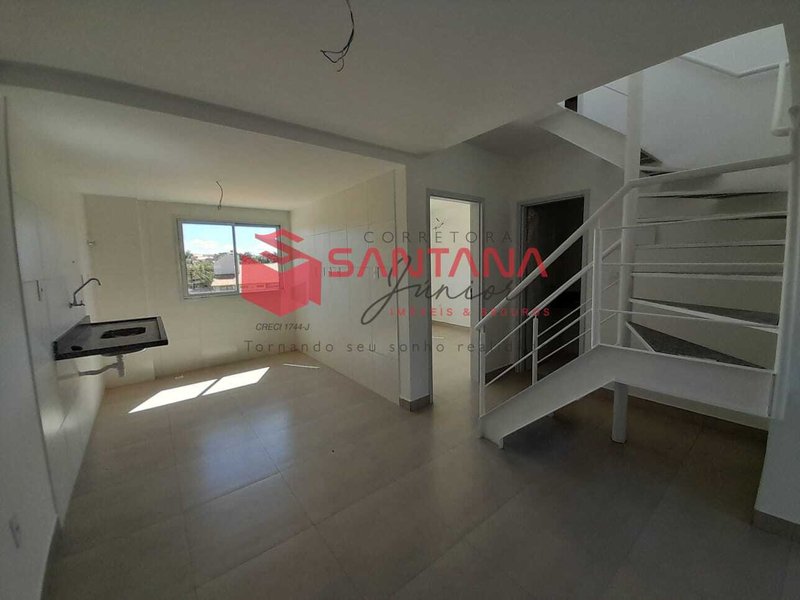 Apartamento 2/4 com Terraço Privativo à Venda em Vilas do Atlântico Alameda Praia de Pitangui Lauro de Freitas - 