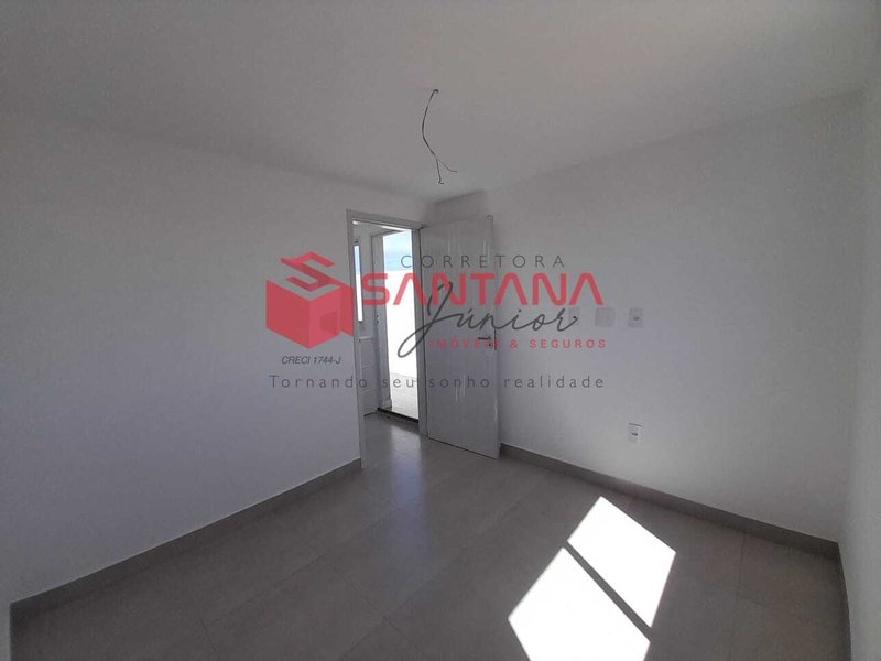 Apartamento 2/4 com Terraço Privativo à Venda em Vilas do Atlântico Alameda Praia de Pitangui Lauro de Freitas - 
