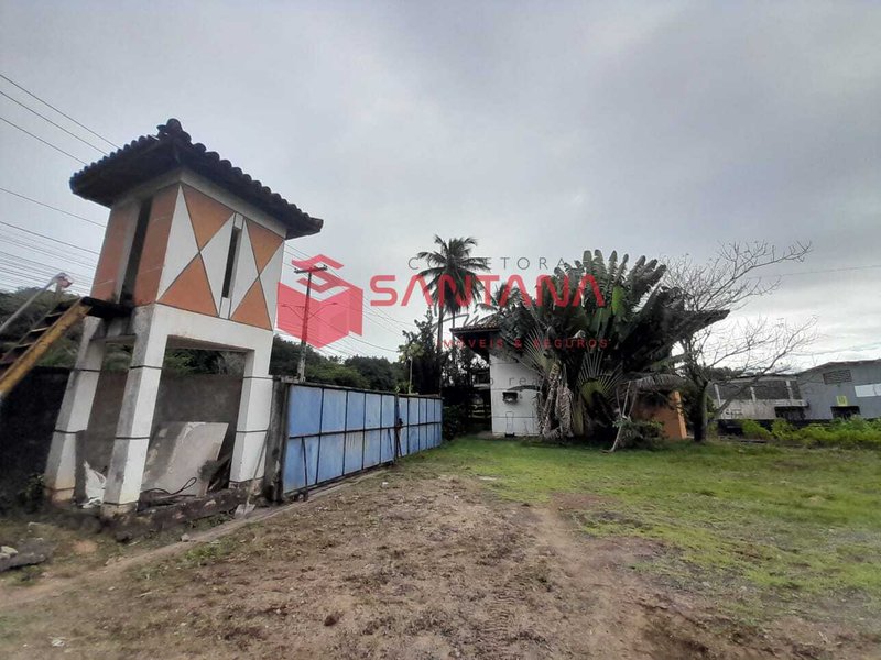 Grande Terreno à Venda em Abrantes – 8.400 m² - Excelente Oportunidade de Investimento Rua do Pantanal Camaçari - 