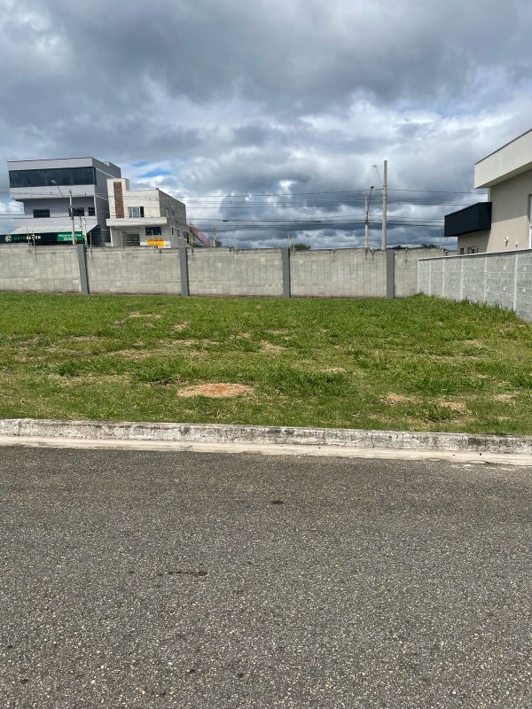 Reserva Rudá Rua Luis Barbeiran São José dos Campos - 