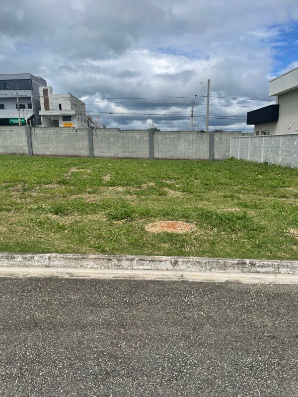 Reserva Rudá Rua Luis Barbeiran São José dos Campos - 