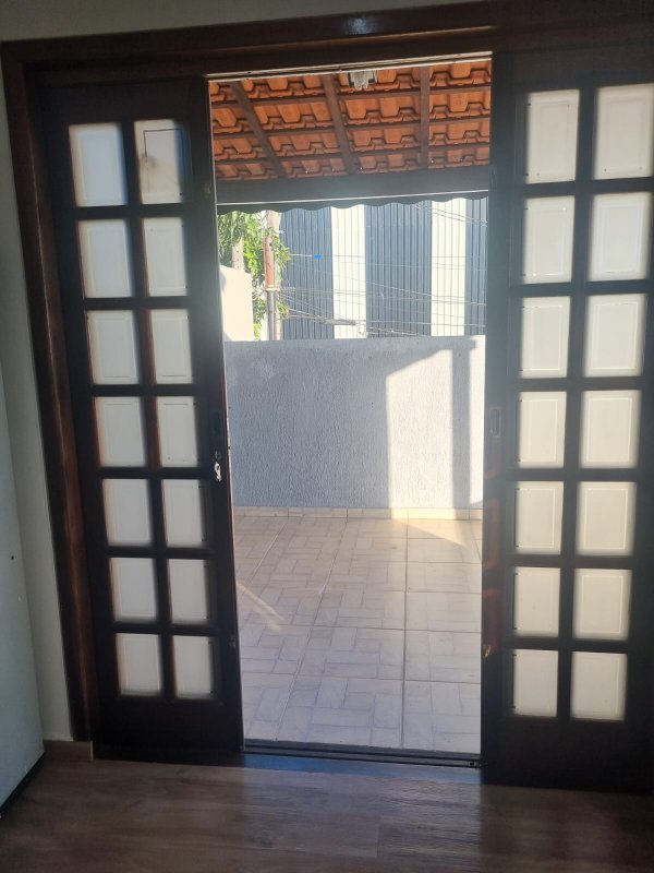 Sobrado com Suíte e Edícula Ampla perto do Centro de Mogi - Mogi das Cruzes - 