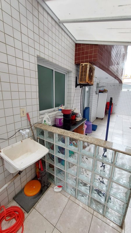Apartamento com 01 dormitório para locação - Ocian - Praia Grande - SP Rua Teófila Vanderlinde Praia Grande - 