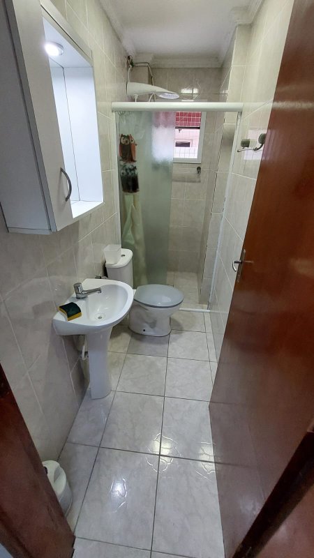 Apartamento com 01 dormitório para locação - Ocian - Praia Grande - SP Rua Teófila Vanderlinde Praia Grande - 