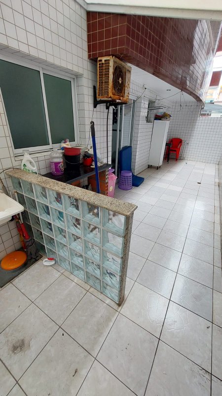 Apartamento com 01 dormitório para locação - Ocian - Praia Grande - SP Rua Teófila Vanderlinde Praia Grande - 