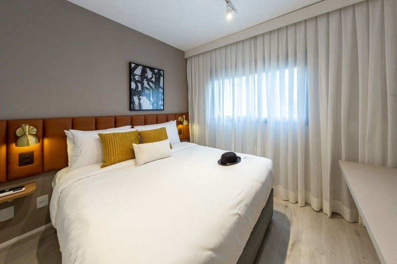 Apartamento com 2 Quartos para alugar, 80m² - Pinheiros Rua Cristiano Viana São Paulo - 