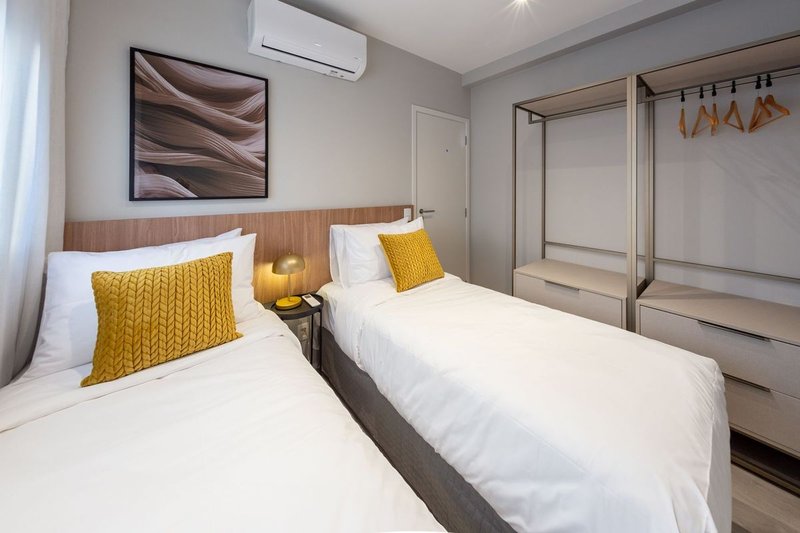 Apartamento com 2 Quartos para alugar, 80m² - Pinheiros Rua Cristiano Viana São Paulo - 