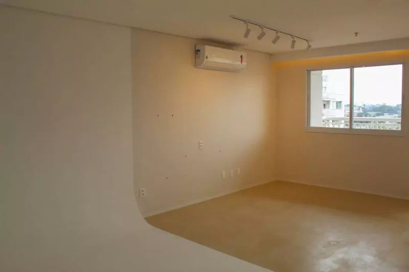 ALUGA-SE CONJUNTO COMERCIAL 42M2 – 1 VAGA – EXCELENTE LOCALIZAÇÃO – CONDOMINIO COMERCIAL Avenida Queiroz Filho São Paulo - 
