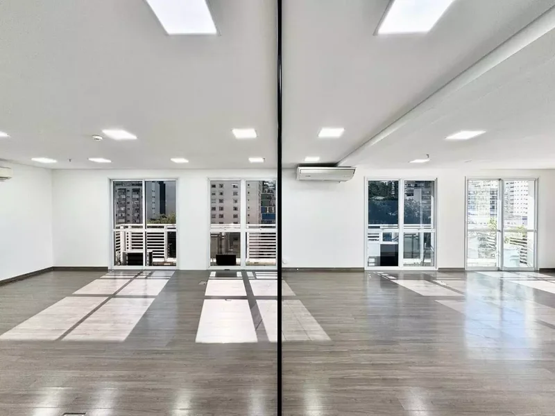 ALUGA-SE CONJUNTO COMERCIAL 100M2 - EXCELENTE LOCALIZAÇÃO Rua Cardeal Arcoverde São Paulo - 