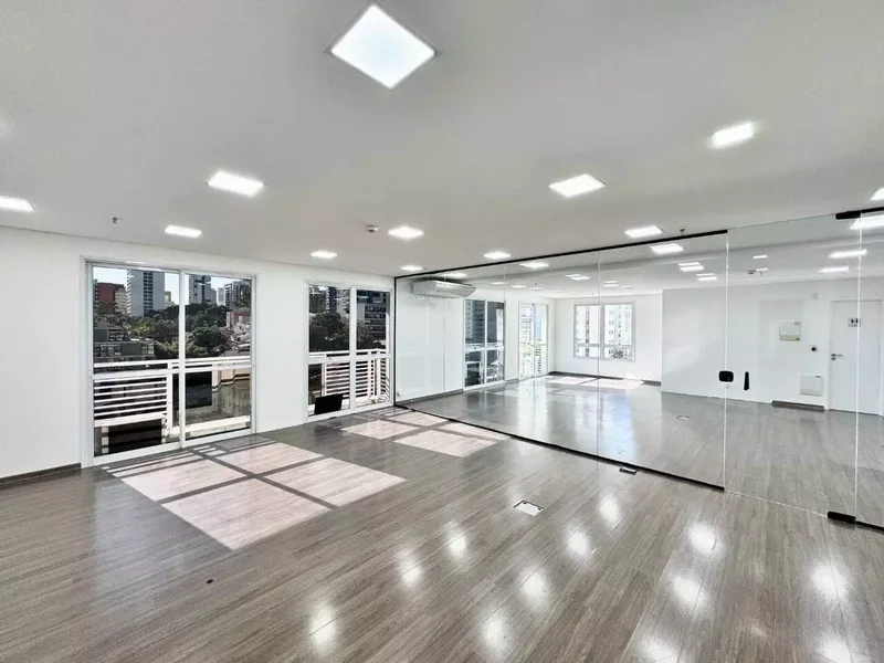 ALUGA-SE CONJUNTO COMERCIAL 100M2 - EXCELENTE LOCALIZAÇÃO Rua Cardeal Arcoverde São Paulo - 