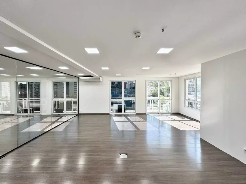ALUGA-SE CONJUNTO COMERCIAL 100M2 - EXCELENTE LOCALIZAÇÃO Rua Cardeal Arcoverde São Paulo - 