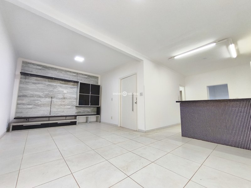 Casa com dois dormitórios e área de churrasqueira no Colina da Boa Vista - Avaré - 