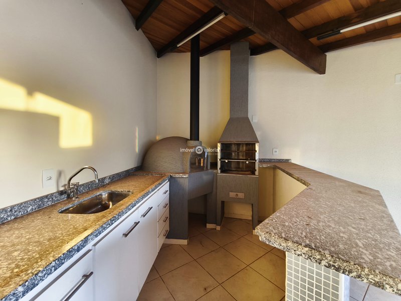 Casa com dois dormitórios e área de churrasqueira no Colina da Boa Vista - Avaré - 