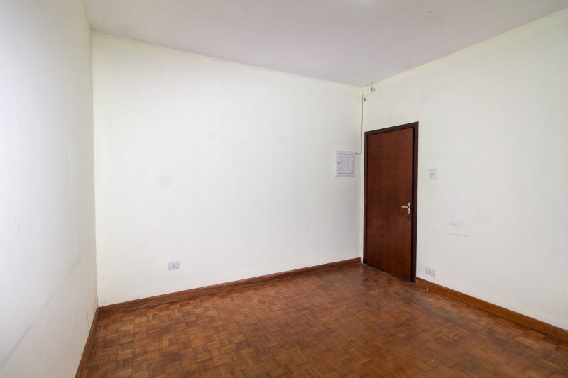 Casa Térrea 207m² no Jd Macedo 2 dorm + Edícula 2 vagas Rua Juvenal Ramos Barbosa Guarulhos - 