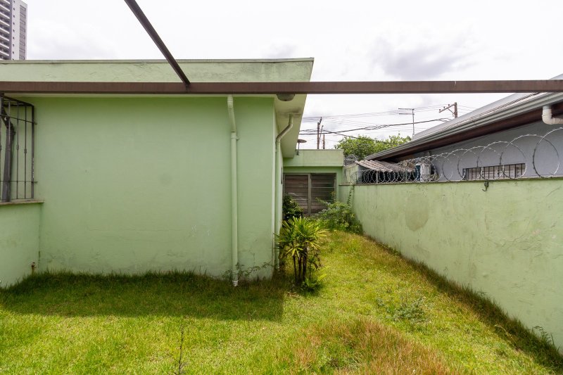 Casa Térrea 207m² no Jd Macedo 2 dorm + Edícula 2 vagas Rua Juvenal Ramos Barbosa Guarulhos - 