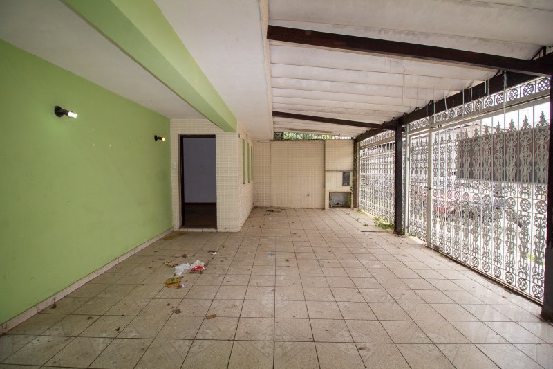 Casa Térrea 207m² no Jd Macedo 2 dorm + Edícula 2 vagas Rua Juvenal Ramos Barbosa Guarulhos - 