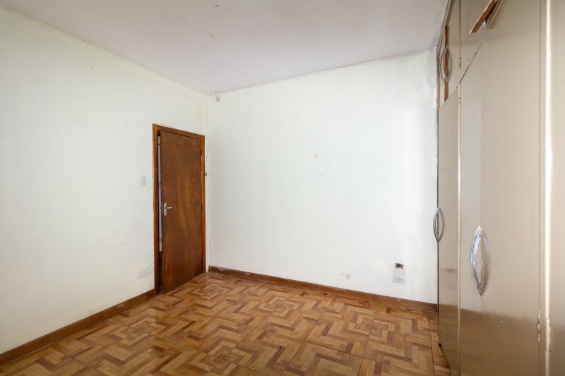 Casa Térrea 207m² no Jd Macedo 2 dorm + Edícula 2 vagas Rua Juvenal Ramos Barbosa Guarulhos - 