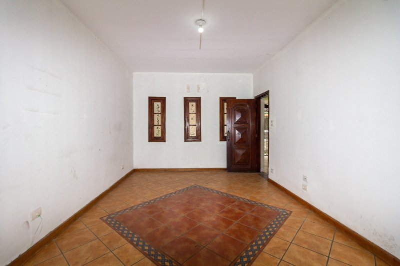 Casa Térrea 207m² no Jd Macedo 2 dorm + Edícula 2 vagas Rua Juvenal Ramos Barbosa Guarulhos - 