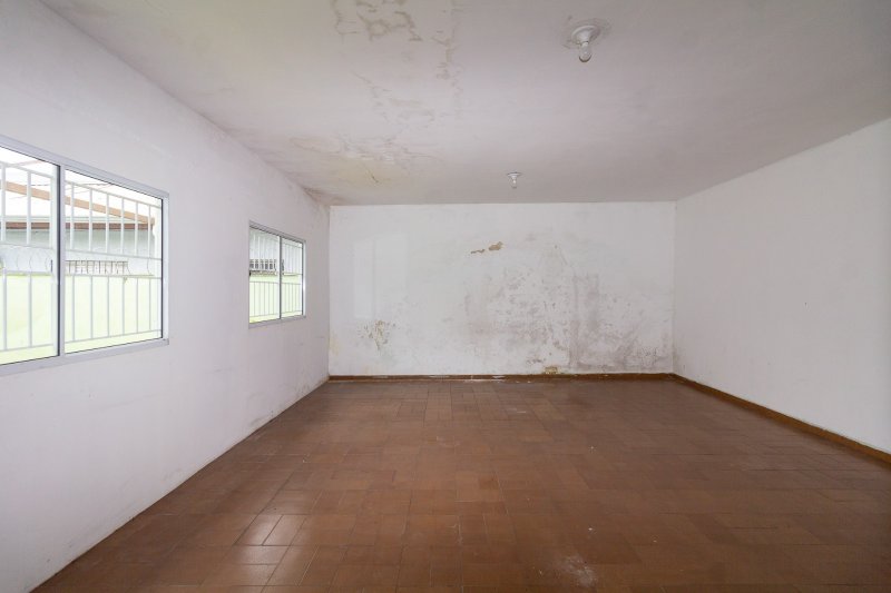 Casa Térrea 207m² no Jd Macedo 2 dorm + Edícula 2 vagas Rua Juvenal Ramos Barbosa Guarulhos - 