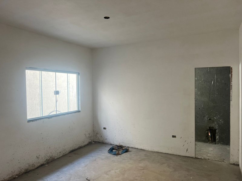 🏡 Oportunidade Imperdível – Casa à Venda no Golfinho - Caraguatatuba - 