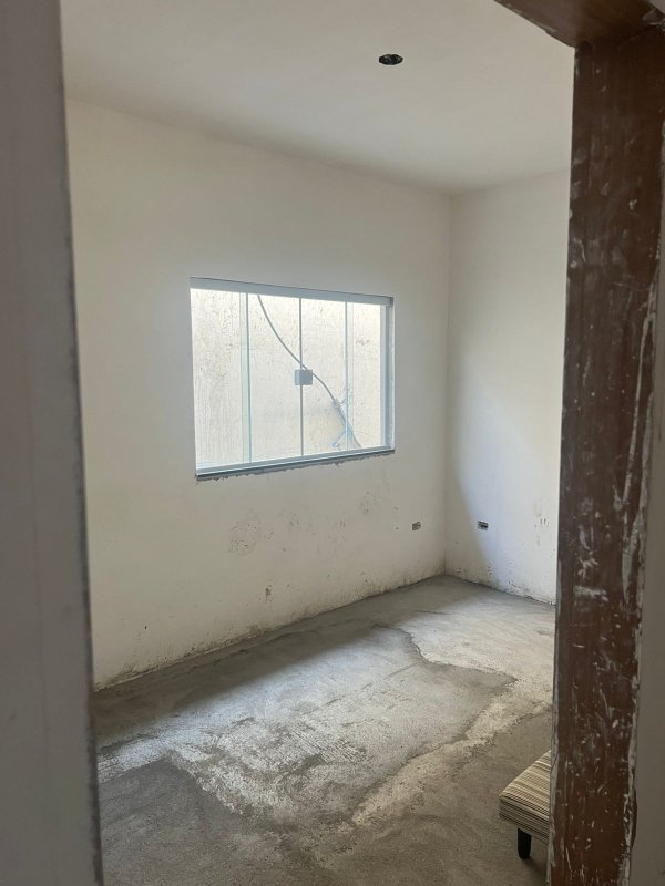 🏡 Oportunidade Imperdível – Casa à Venda no Golfinho - Caraguatatuba - 