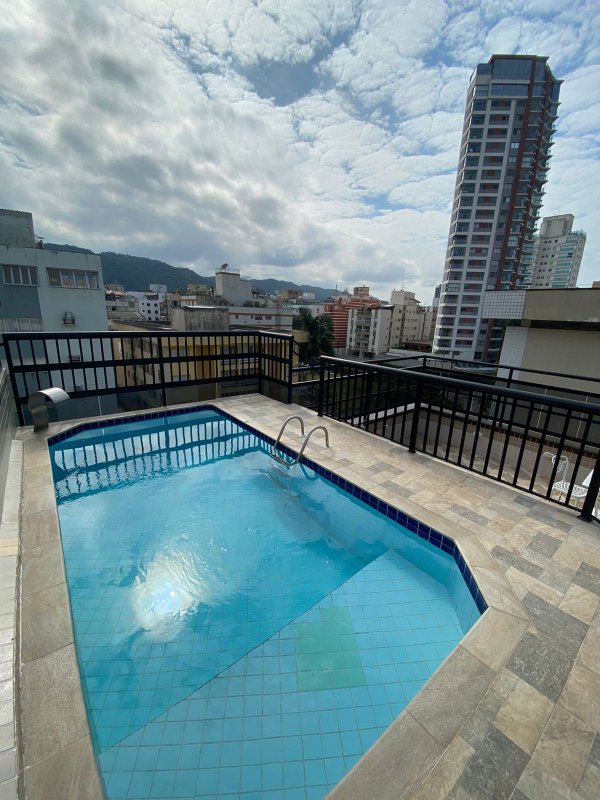 Cobertura no Guarujá PORTEIRA FECHADA com  210m2 ac - 3 Dormitórios sendo 1 Suíte - Guarujá - 