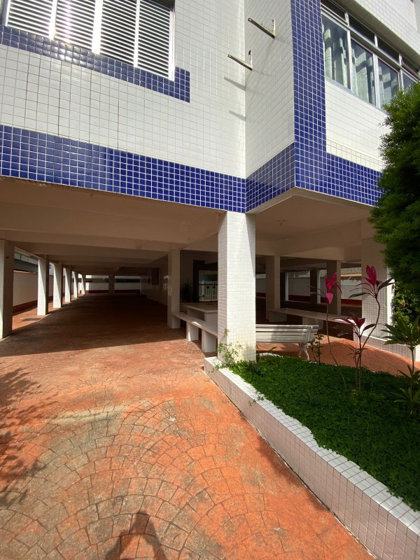 Cobertura no Guarujá PORTEIRA FECHADA com  210m2 ac - 3 Dormitórios sendo 1 Suíte - Guarujá - 