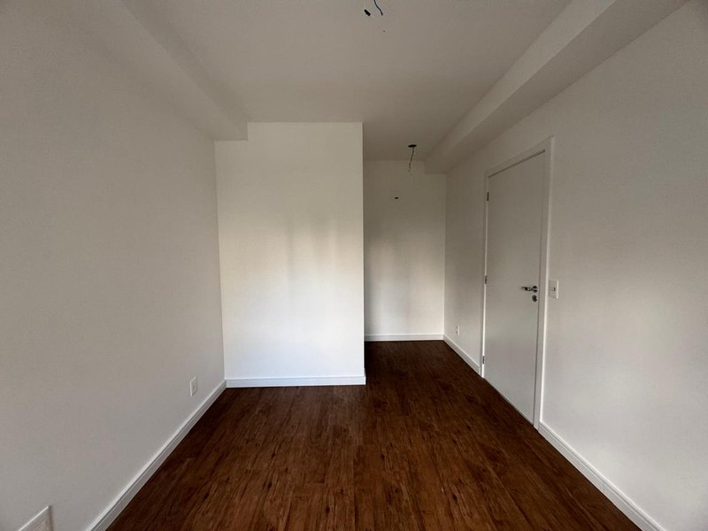 Apartamento à Venda no Renomado Bairro Cambuí – Campinas/SP Rua Antônio Lapa Campinas - 