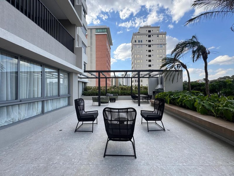 Apartamento à Venda no Renomado Bairro Cambuí – Campinas/SP Rua Antônio Lapa Campinas - 