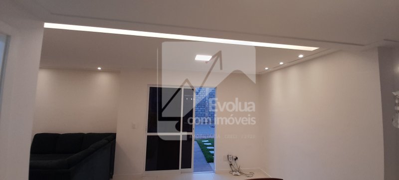 Casa com 3/4 sendo 1 suíte, - Camaçari - 